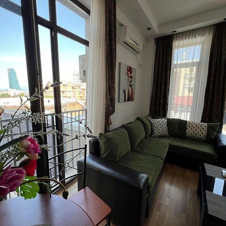 Cozy Apartment In The City Center Mtatsminda 第比利斯 外观 照片