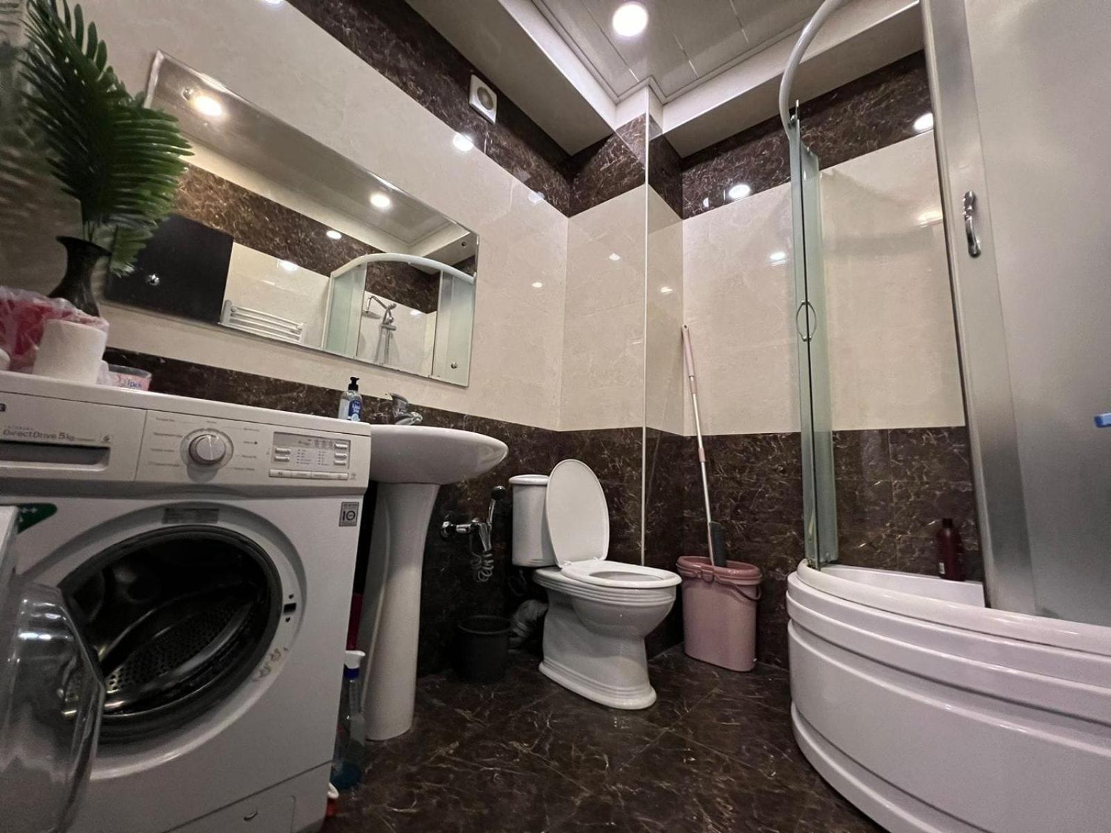 Cozy Apartment In The City Center Mtatsminda 第比利斯 外观 照片