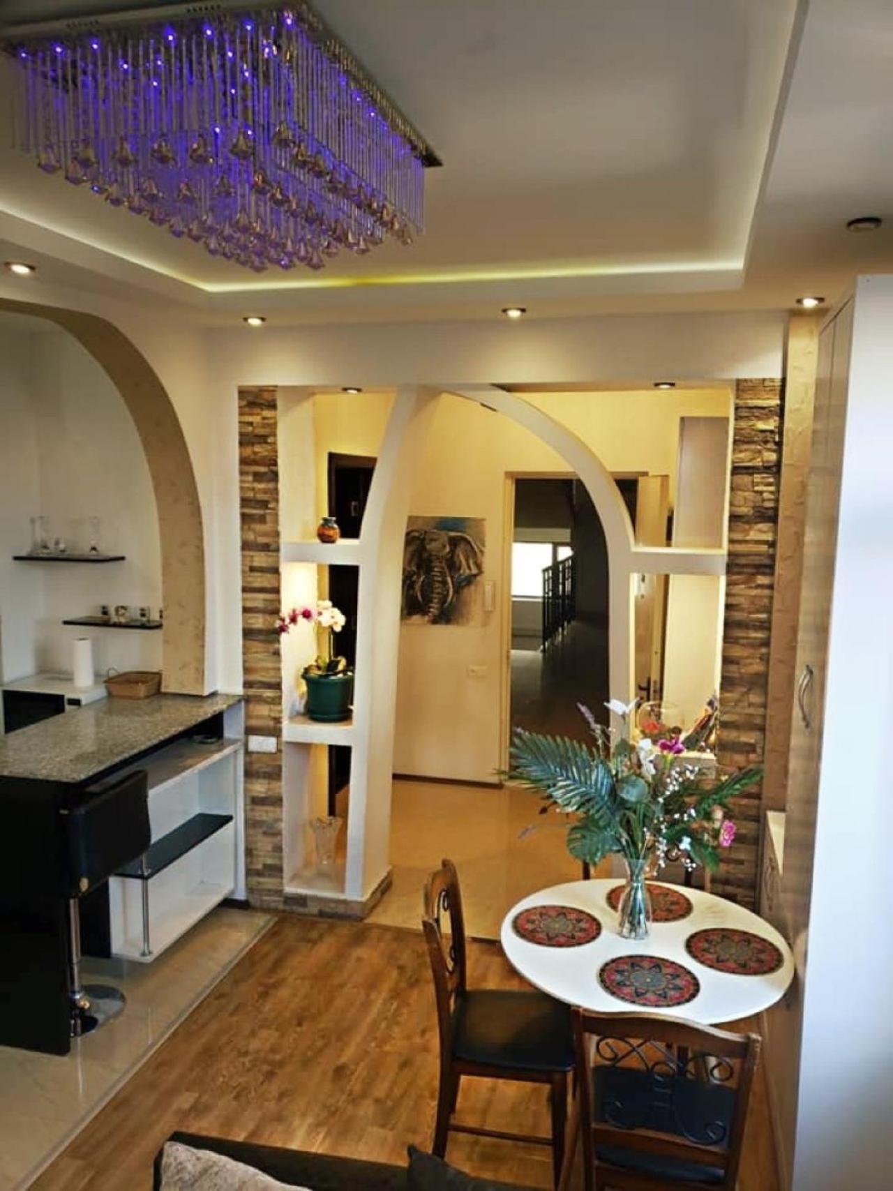 Cozy Apartment In The City Center Mtatsminda 第比利斯 外观 照片